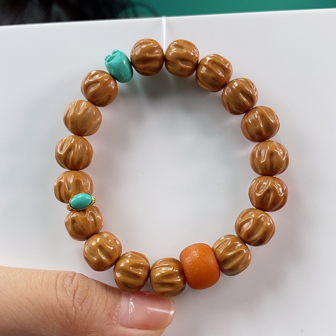 猴头核桃手串盈原创设计