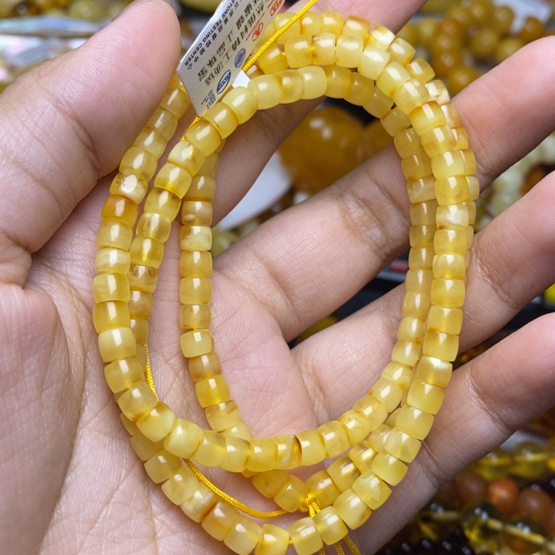 未镶嵌琥珀珠宝奇石