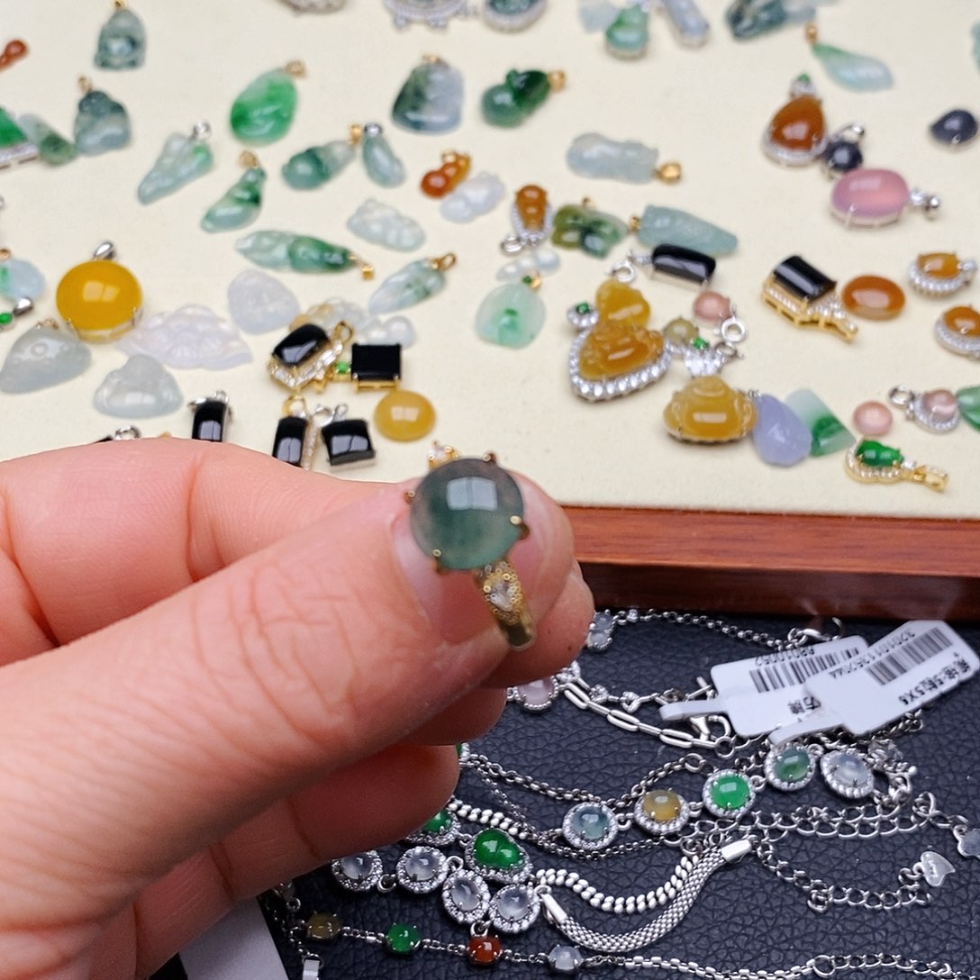 银S925镶嵌戒指翡翠