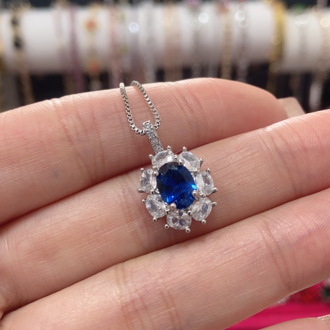 66锆石（处理）吊坠