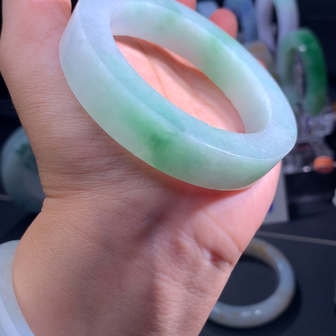定制翡翠手镯未镶嵌