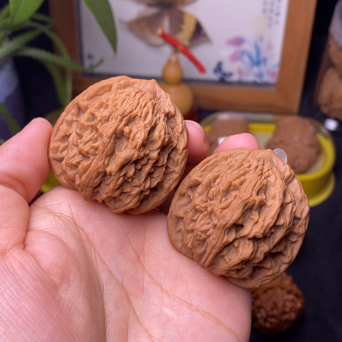 文玩核桃把件40.5麦虎