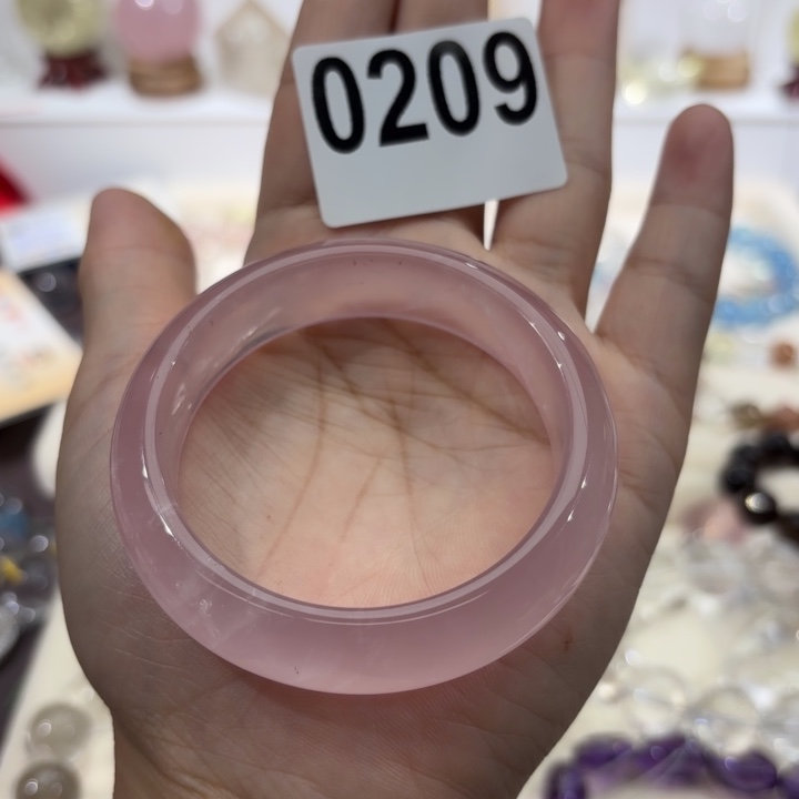 未镶嵌手链水晶贝**米不退不换