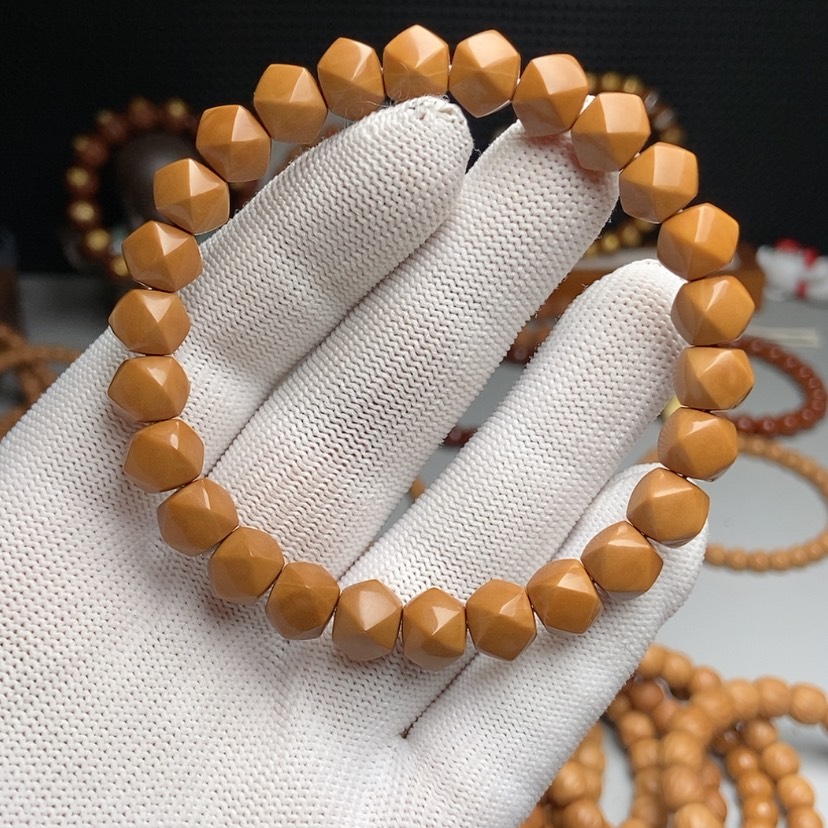 【闪购商品】猴头核桃吊坠男*八愣