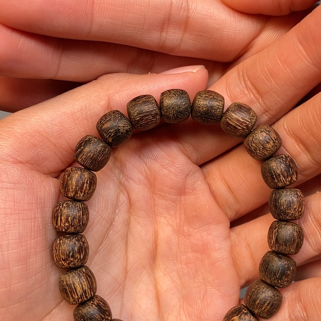沉香手串天然野顺化0.9，8克，07
