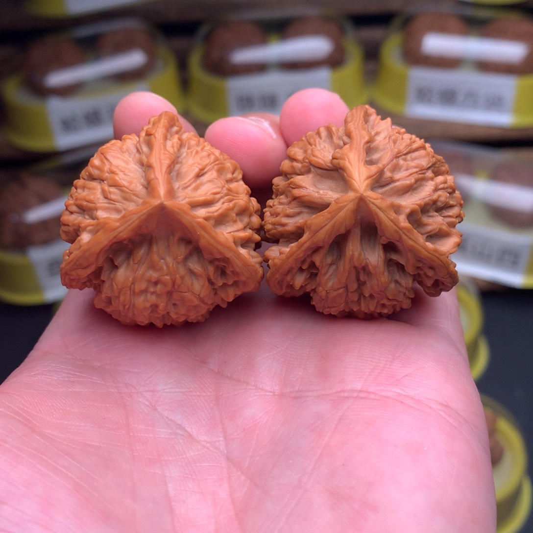 文玩核桃吊坠官帽奔