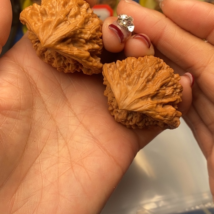 吊坠桃核蛇头44核桃