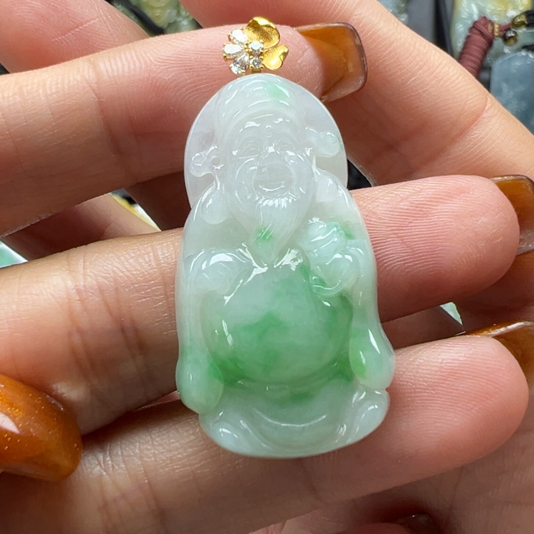 翡翠18K金镶嵌颈饰财神