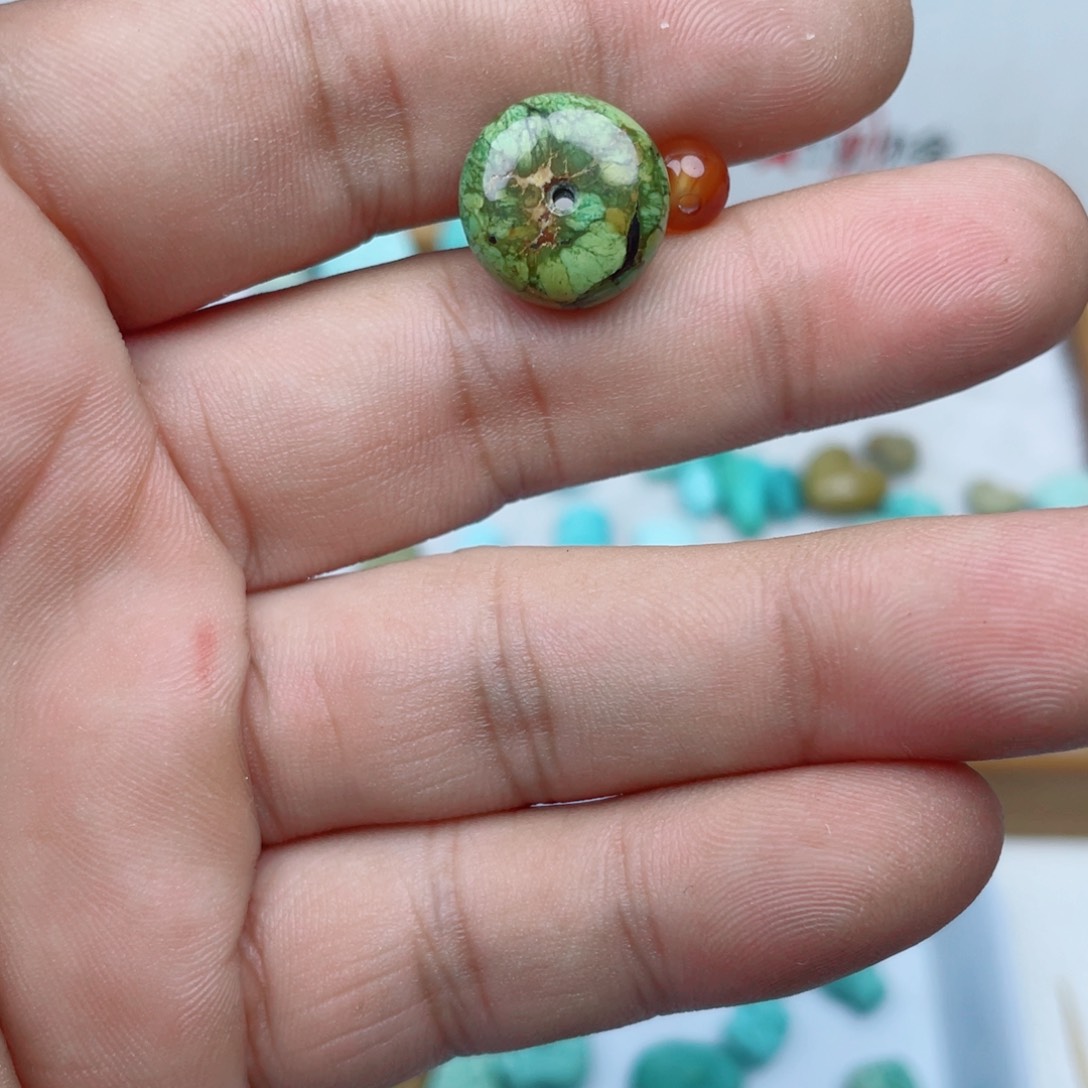 颈饰未镶嵌南红玛瑙599