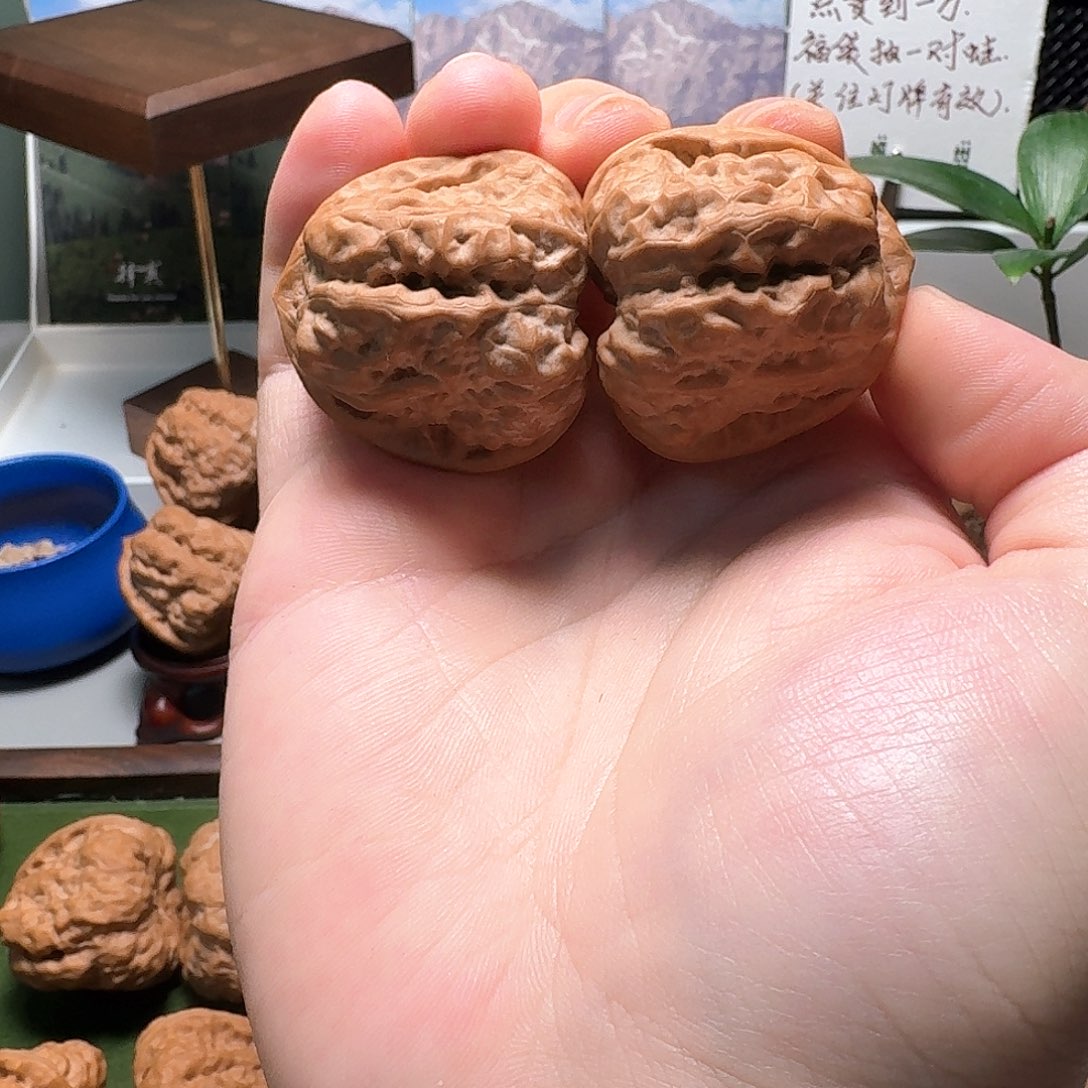 丑***怪吊坠文玩核桃择真严选4开背延庆S级