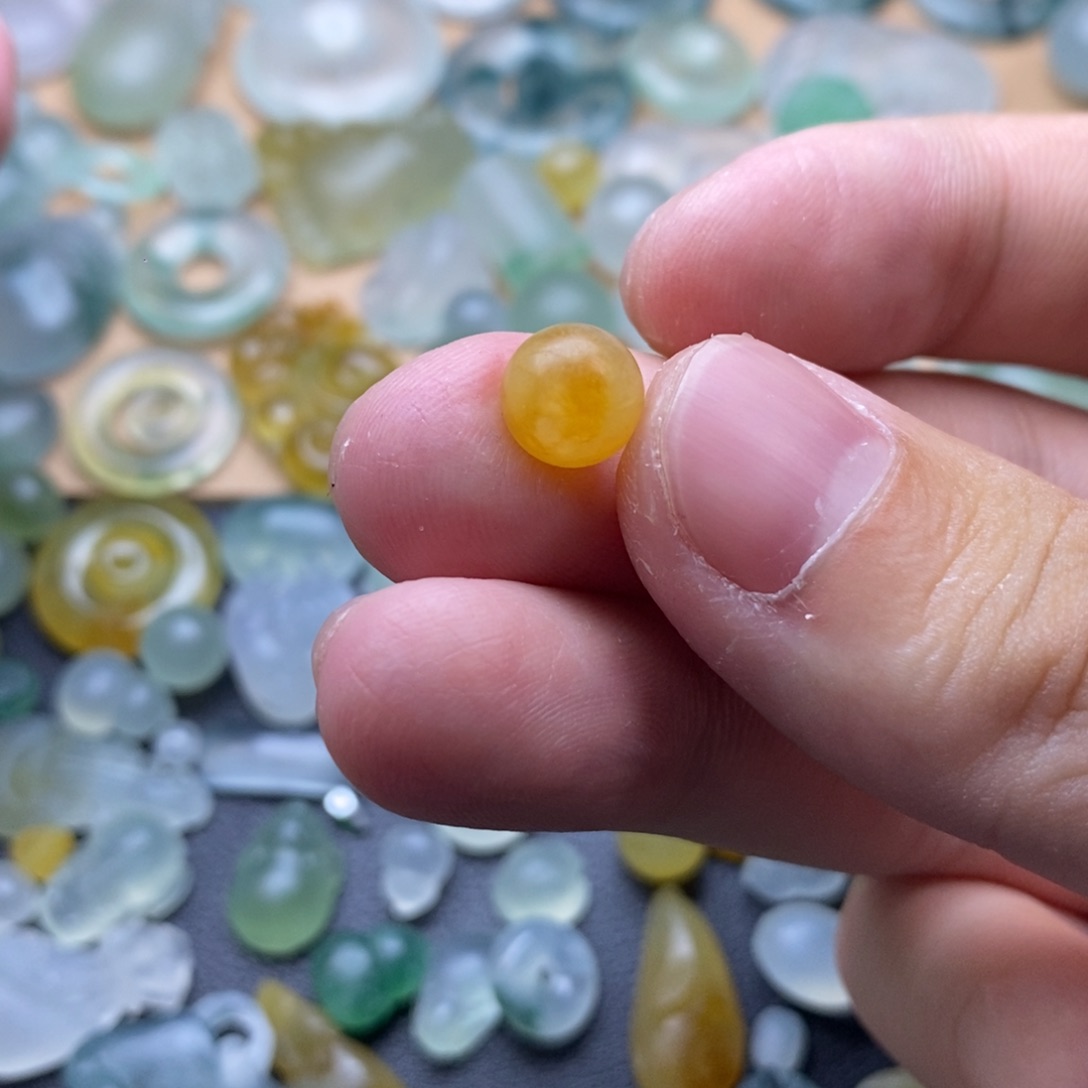 定制翡翠未镶嵌珠子