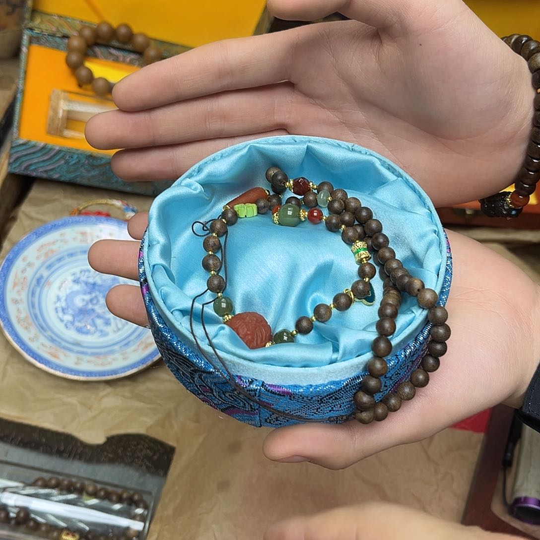 大叶紫檀（黑酸枝木类）