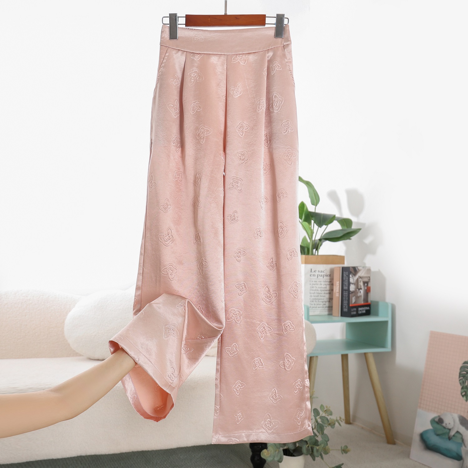 2025夏季新款桑波段22姆米蝴蝶外销窄版高级平腰直筒裤