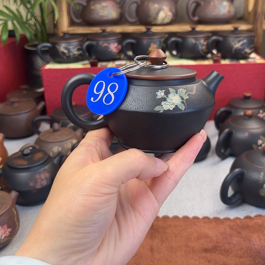 140毫升纯手工刻填荔枝纹合欢壶