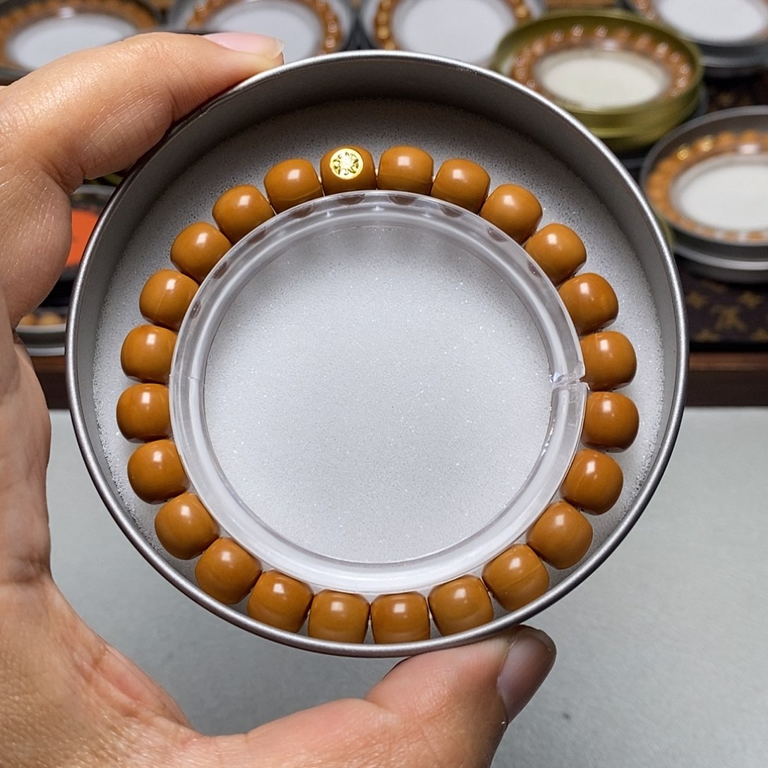 猴头核桃手串70号18k毕业小老型9左右