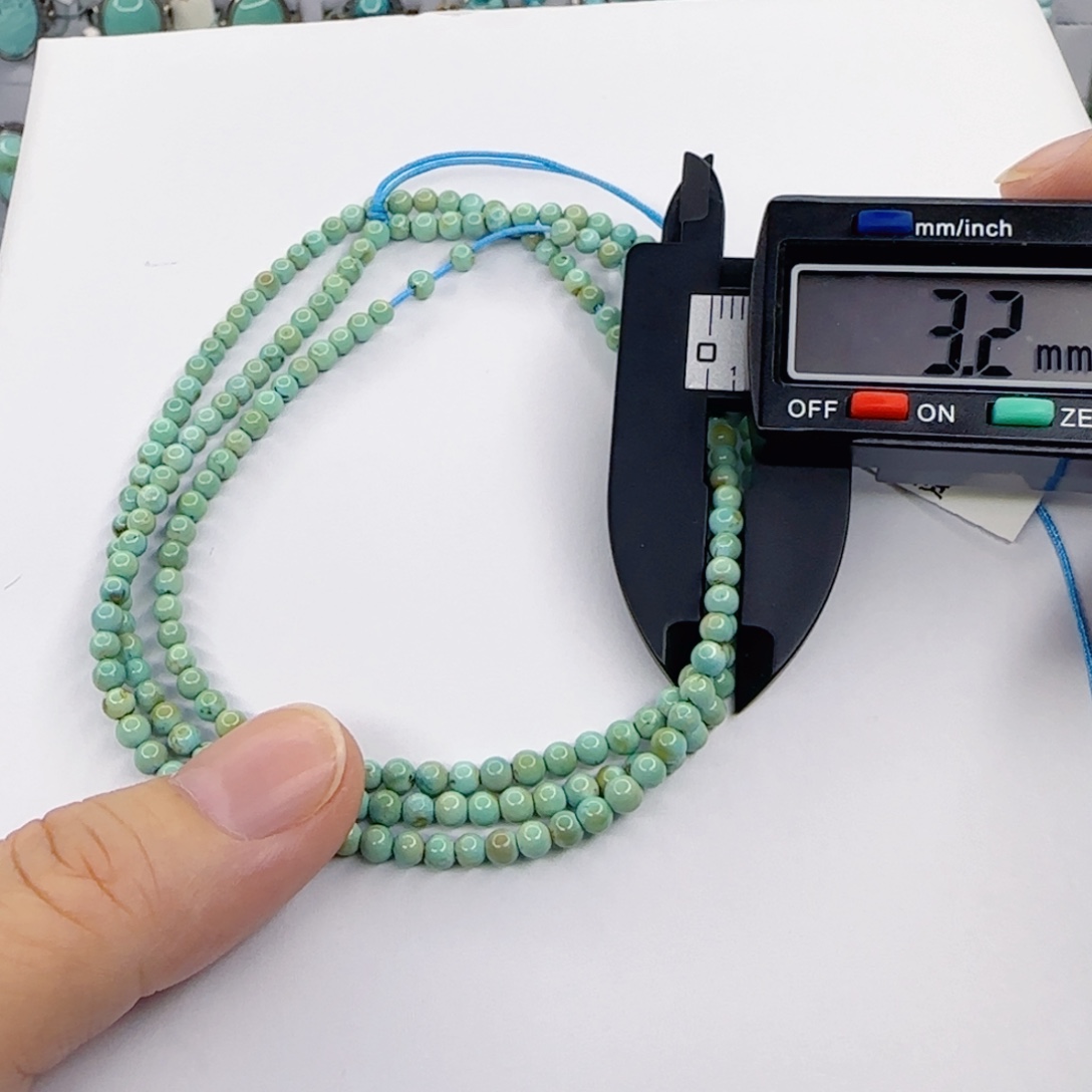 绿松石未镶嵌颈饰