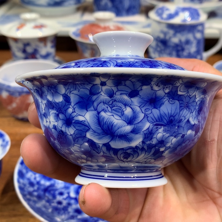 柴窑青花万花盖碗