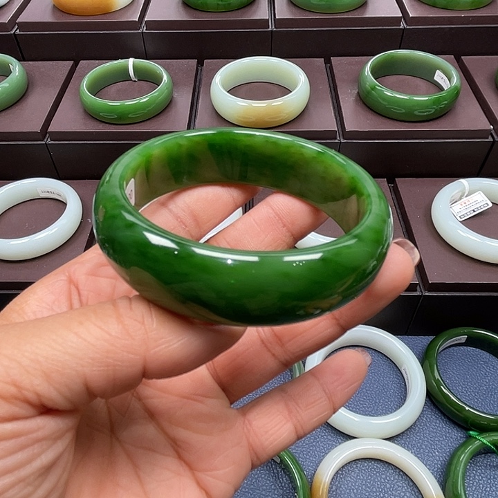 和田玉未镶嵌手镯5960