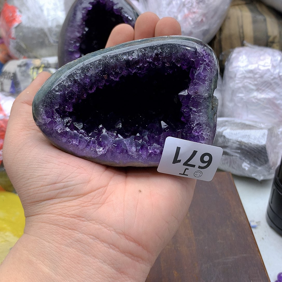 紫晶大型摆件（非配饰）未镶嵌