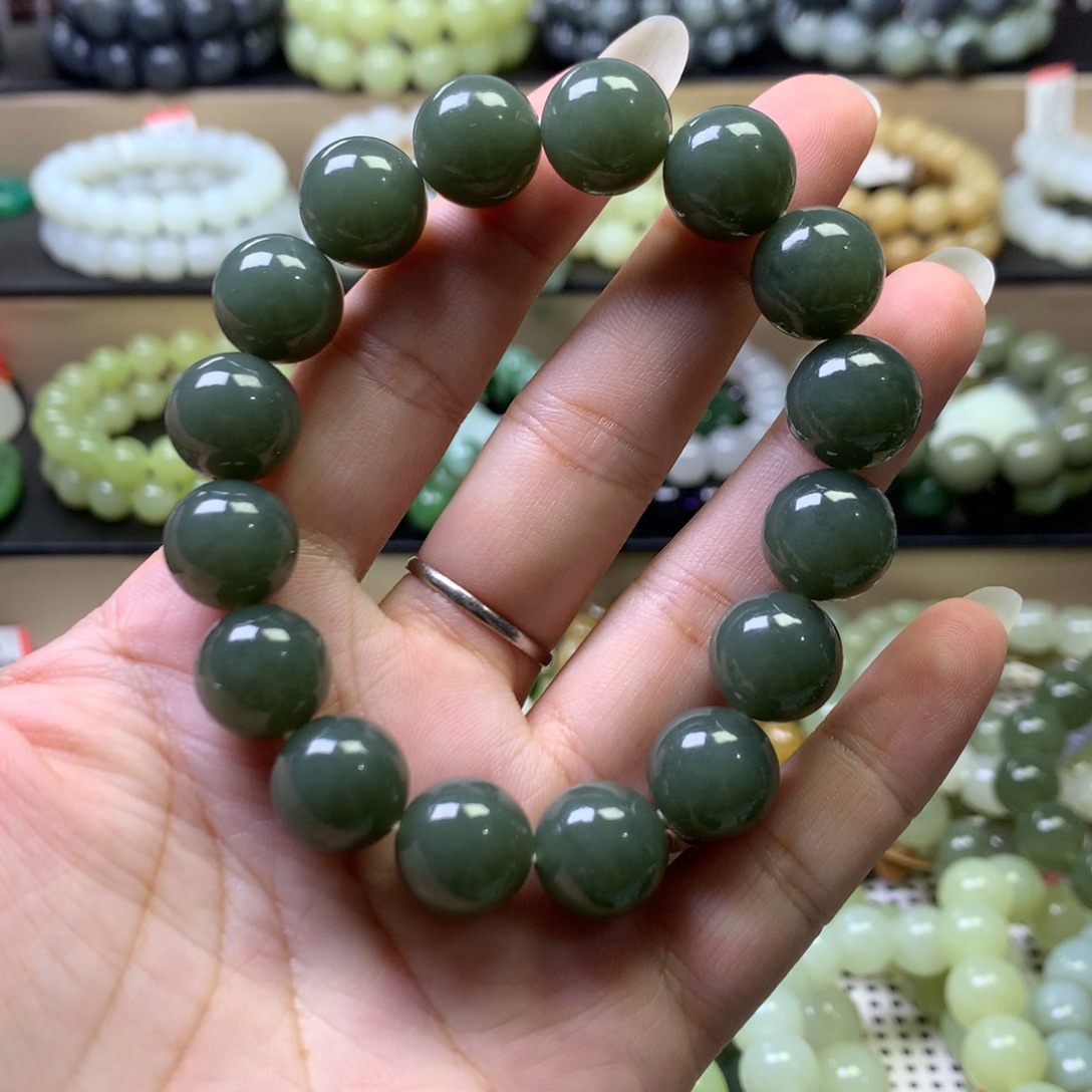 手链未镶嵌和田玉