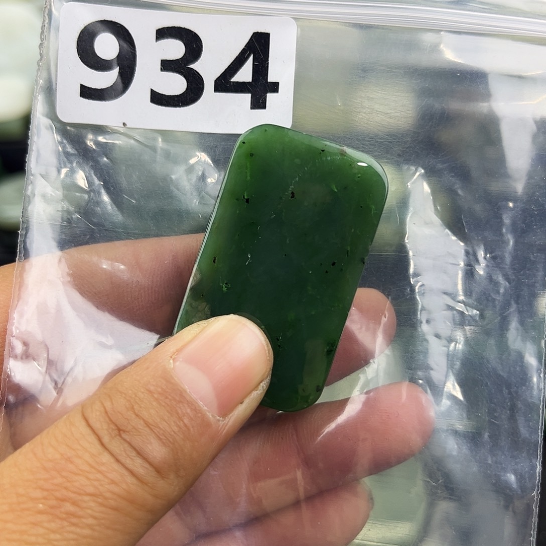 和田玉未镶嵌珠宝半成品