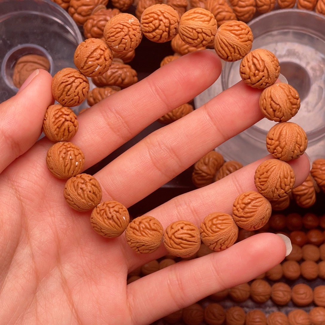 桃核吊坠秦岭核桃绣球