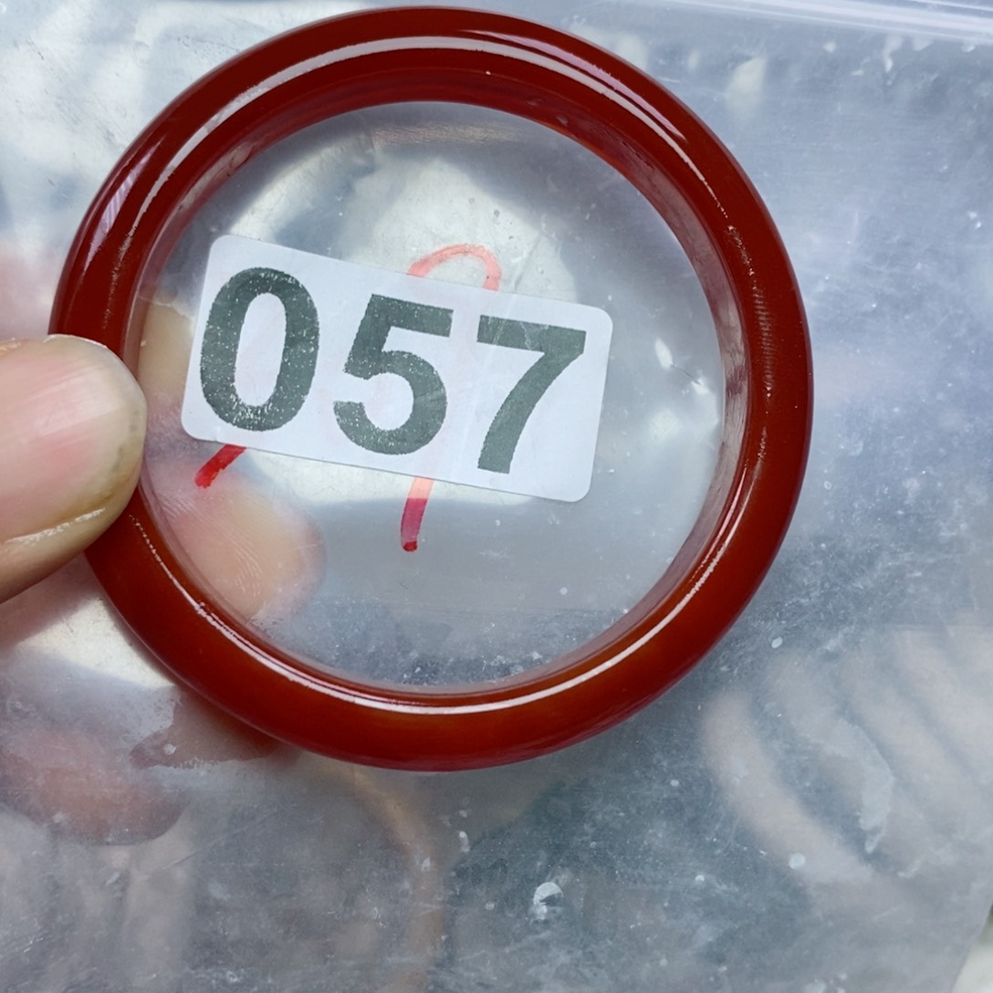 石英质玉手镯未镶嵌5556