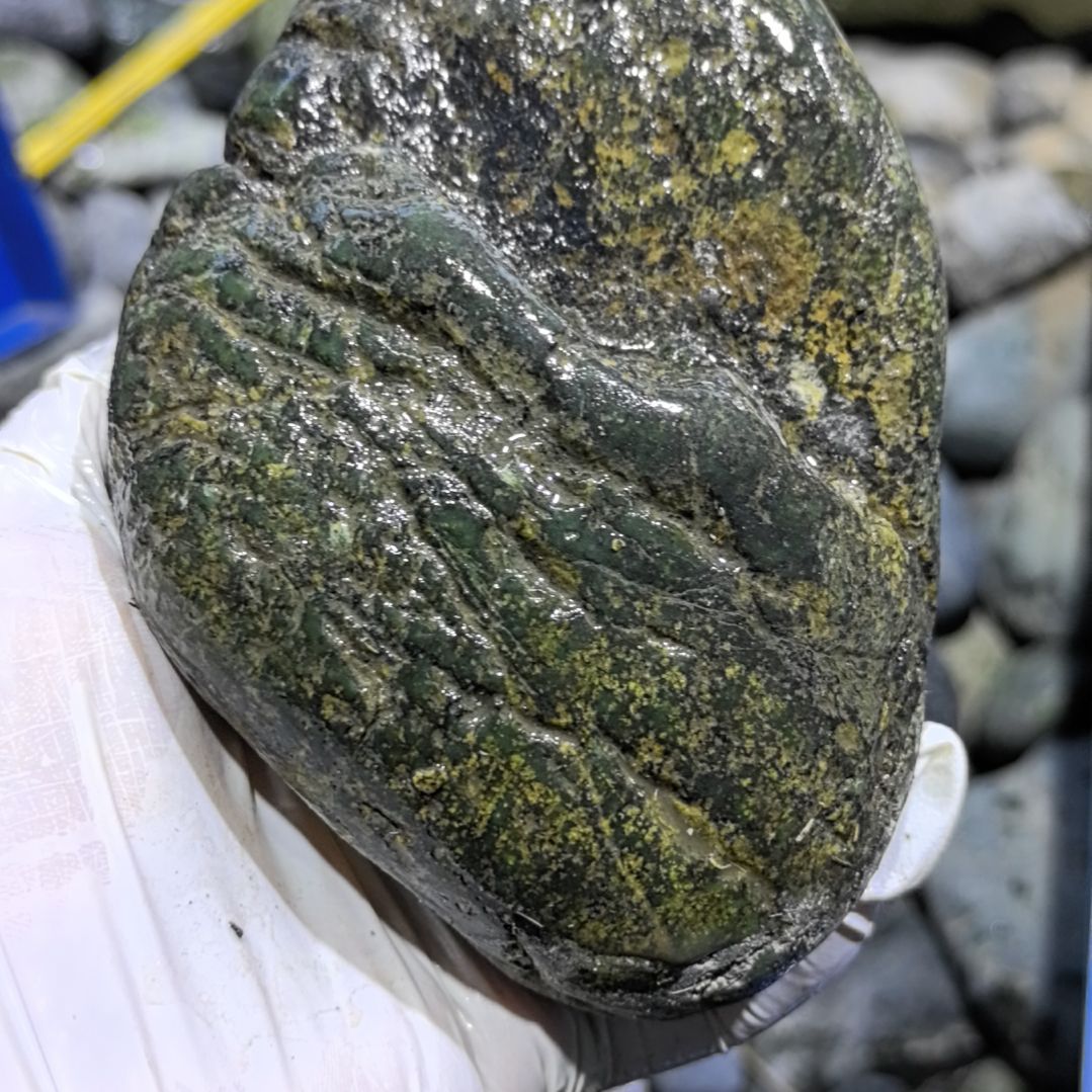 紫***茶藏玉药王石原石一个摆件