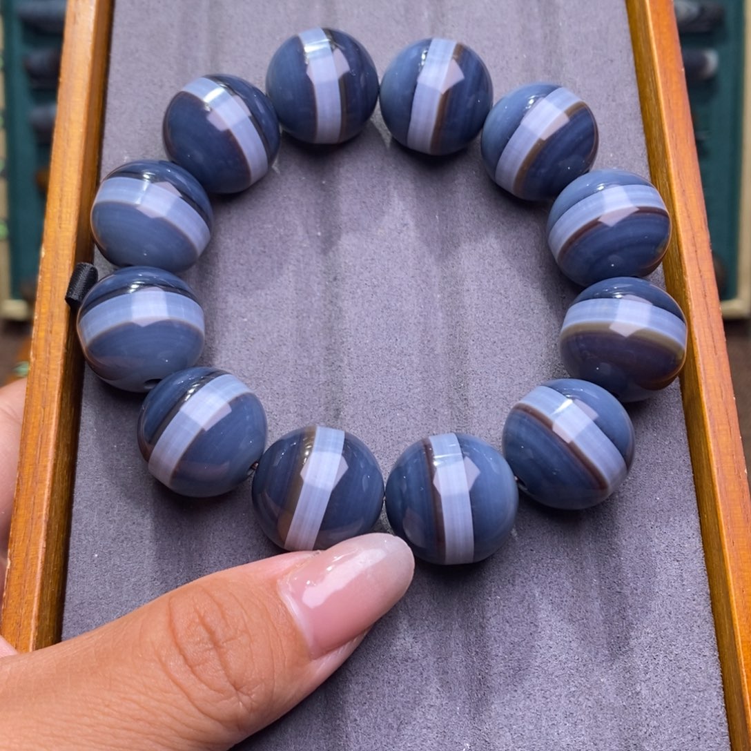 童***心未镶嵌颈饰玛瑙/玉髓