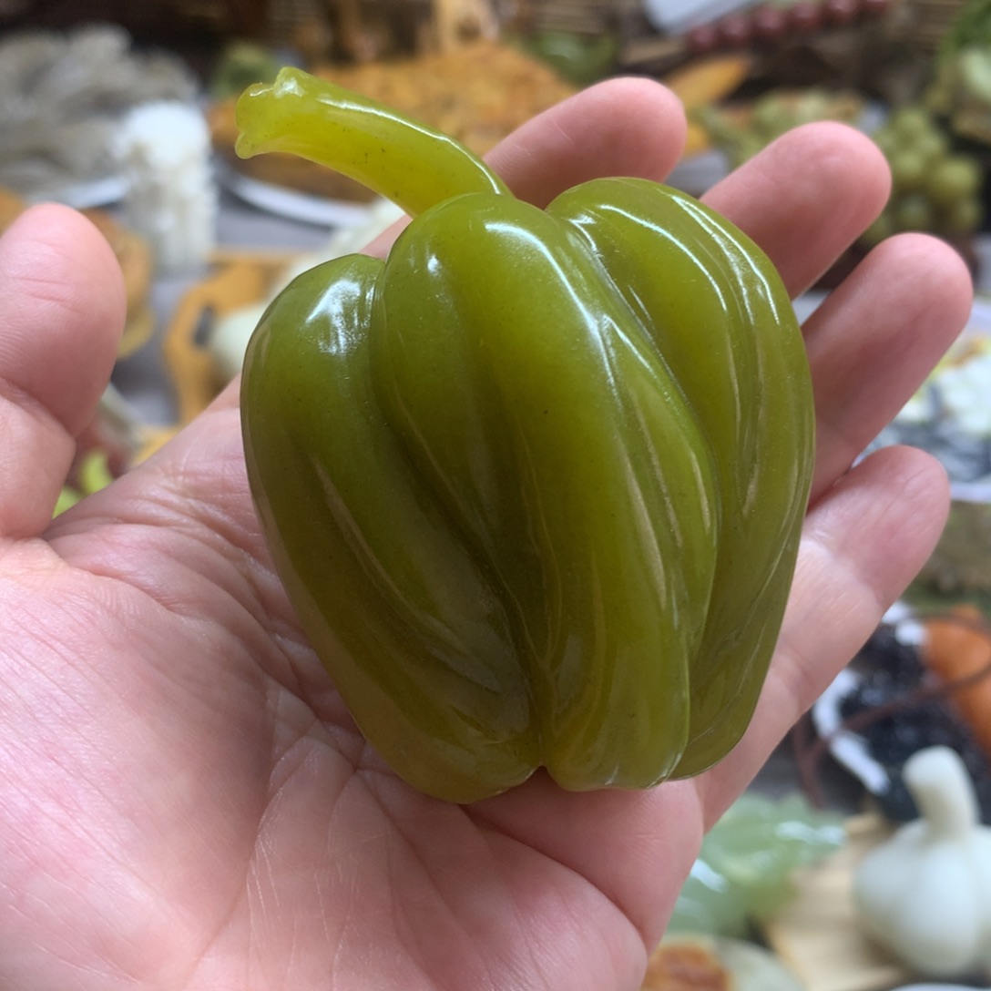 未镶嵌蛇纹石玉天然岫玉精雕仿真雕刻