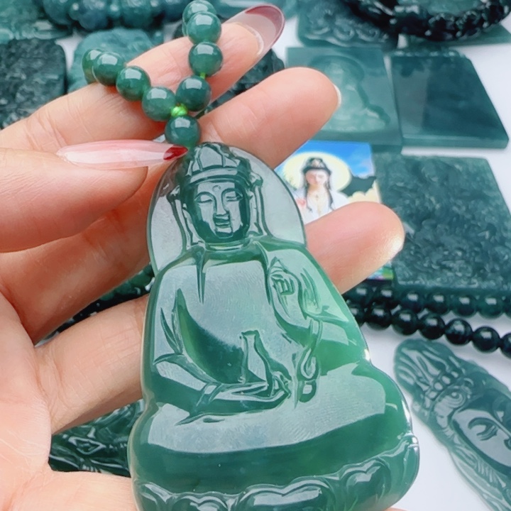 翡翠未镶嵌颈饰多样性发货天然A货翡翠