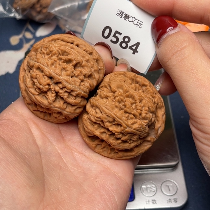 文玩核桃把件粗筋46