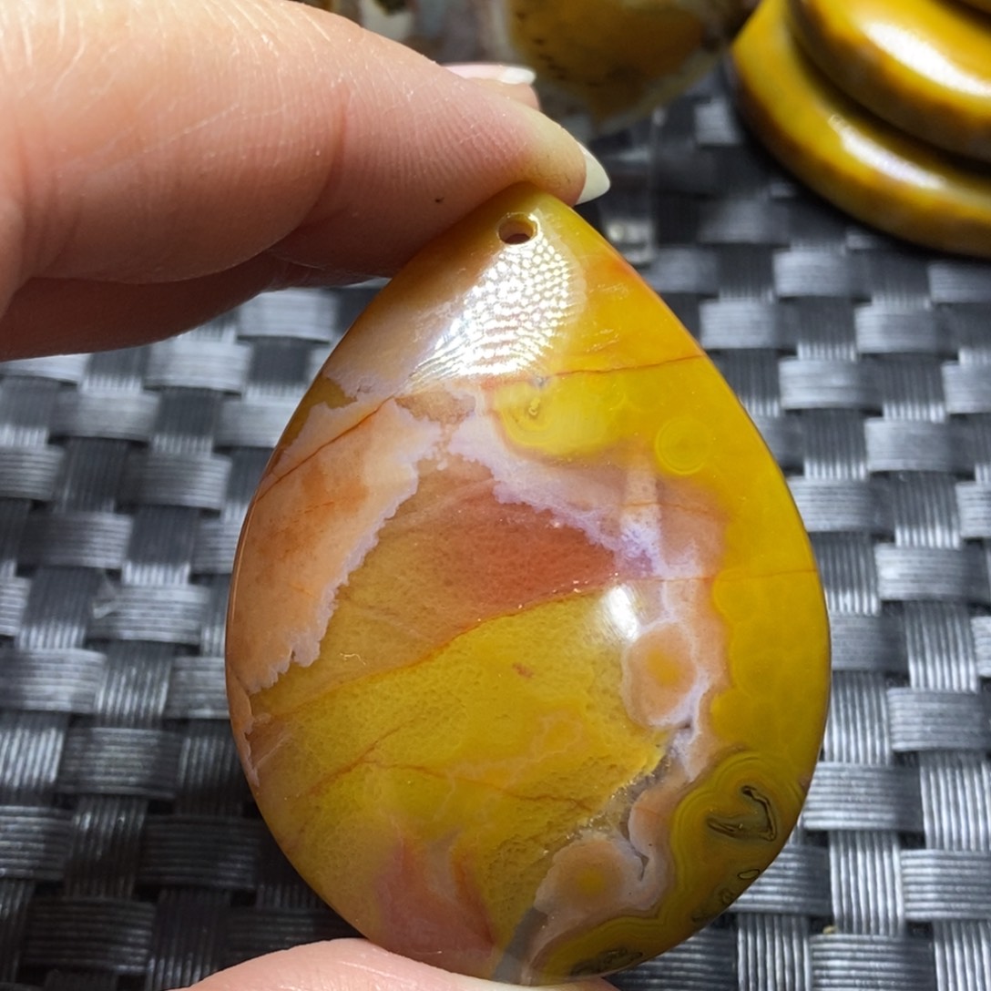 玛瑙/玉髓颈饰未镶嵌