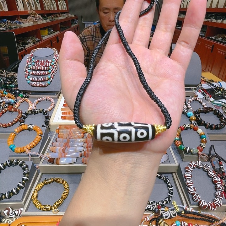 未镶嵌玛瑙/玉髓珠宝奇石