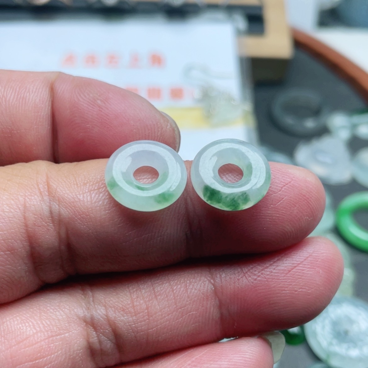 【闪购商品】翡翠颈饰未镶嵌翡翠