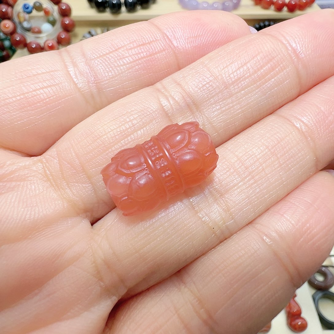 未镶嵌颈饰玛瑙/玉髓图**海