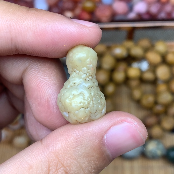 玛瑙/玉髓珠宝半成品未镶嵌?**糖