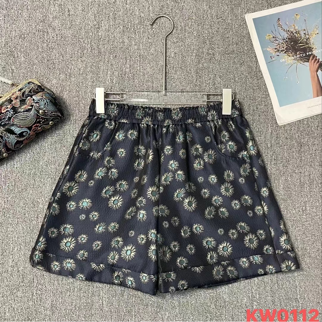 Mozch 夏日的微风法式小雏菊印花小众款休闲短裤【长40】0112
