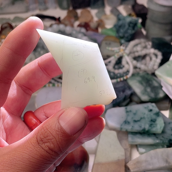 定制翡翠未镶嵌新***象翡翠