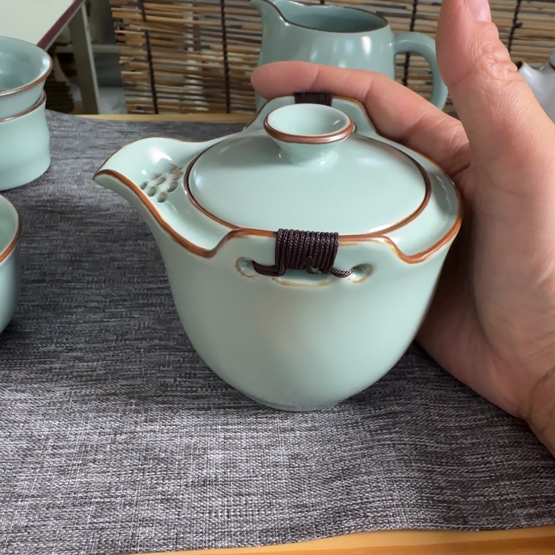 瓷片开播浮力，必眼入。