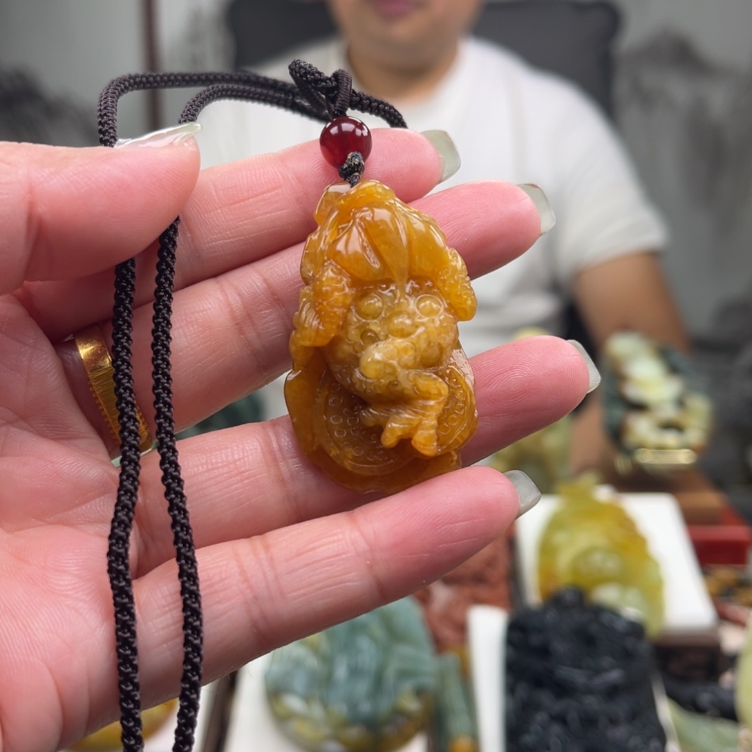 岫玉未镶嵌挂件挂件