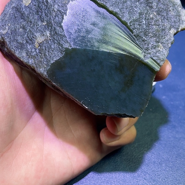 未镶嵌和田玉（糖玉）珠宝半成品