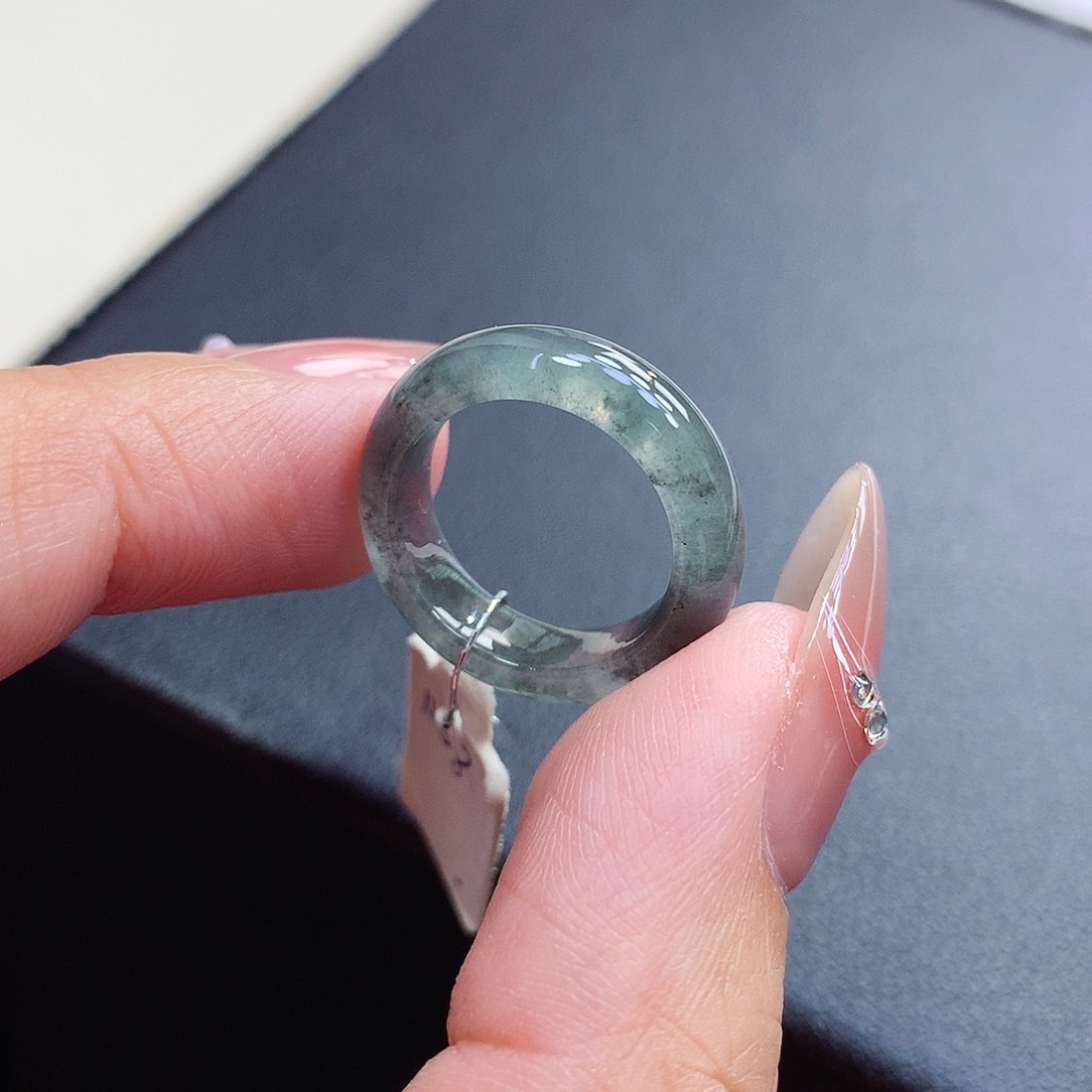 翡翠戒指未镶嵌9号