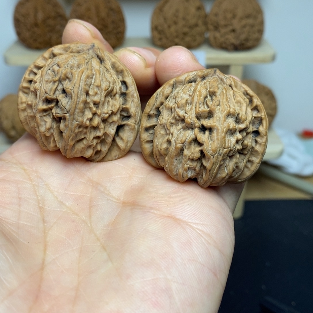 大叶紫檀（黑酸枝木类）40三角白