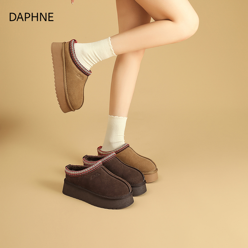 达芙妮雪地靴女冬半拖2025爆款厚底加绒保暖民族风防滑毛毛棉拖鞋