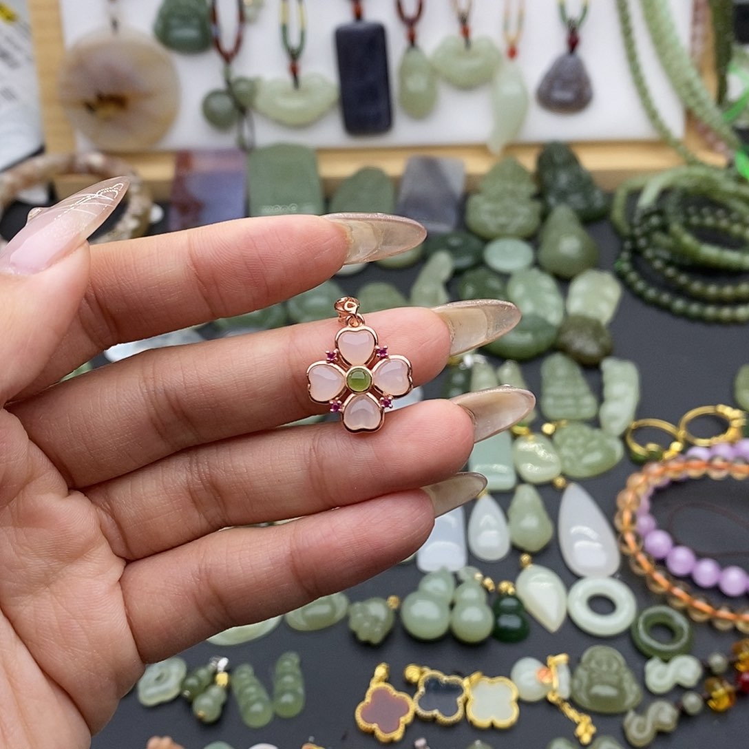 和田玉吊坠(不含链)银S925镶嵌