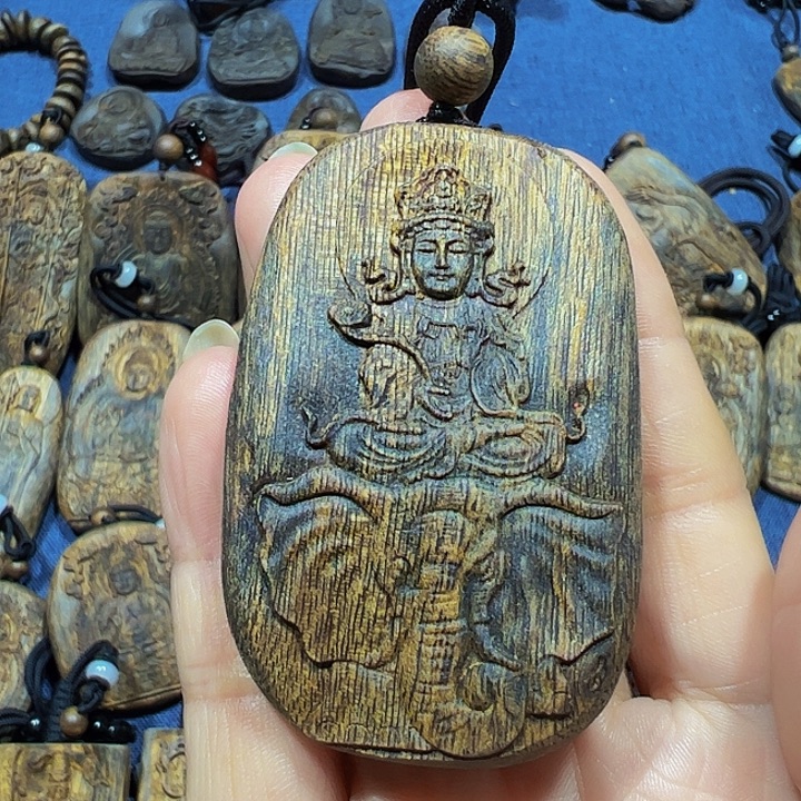 沉香碎屑沉香海南沉香白奇普贤老料20克带绳