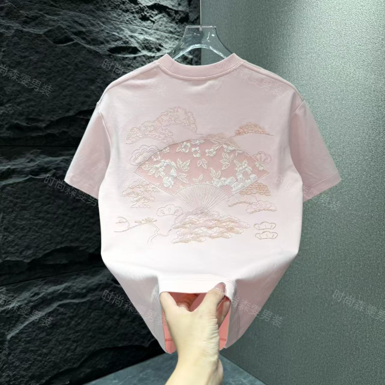 夏季男士设计感清新文艺古风立体雕花百搭T恤62102
