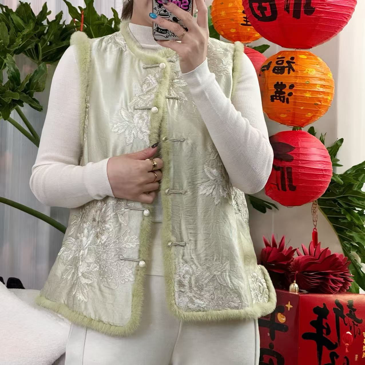 麦麦定制新中式重工刺绣高端水貂毛领无袖马甲