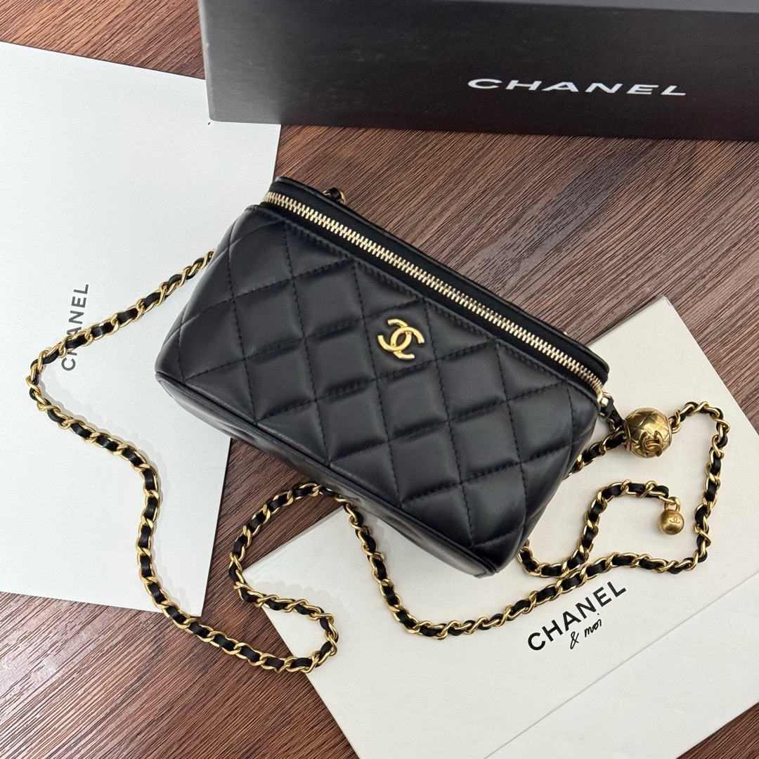 95新 Chanel/香奈儿 黑金 羊皮 金球化妆盒 长盒子/665113523